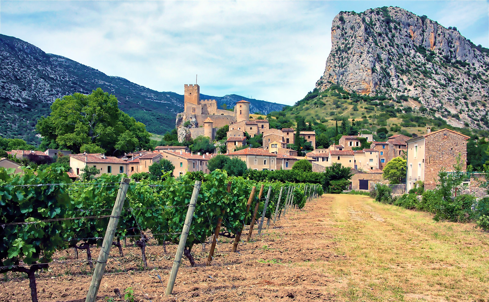 Enjoy a Sinister, Sun-drenched Holiday in the South of France with 'The Vacation'
